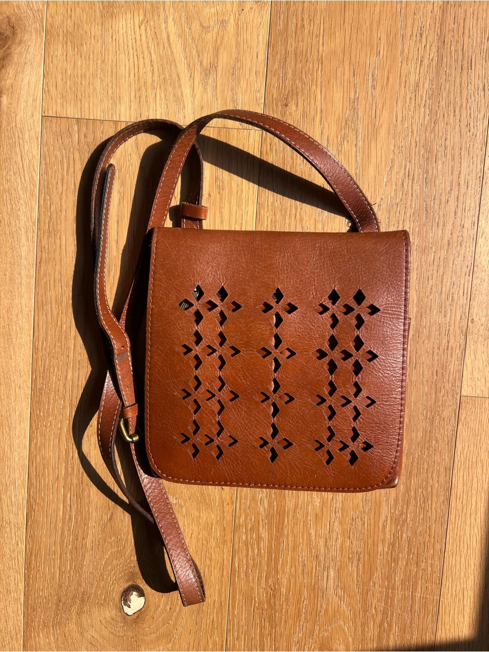 Women’s PATRICIA NASH Brown Leather Granada Perforated Crossbody Purse Bag